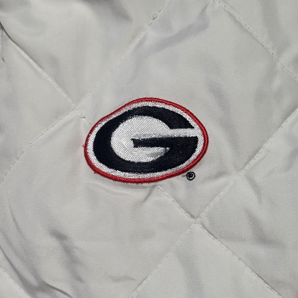 UGA White Puffy Vest - Picture 2 of 6